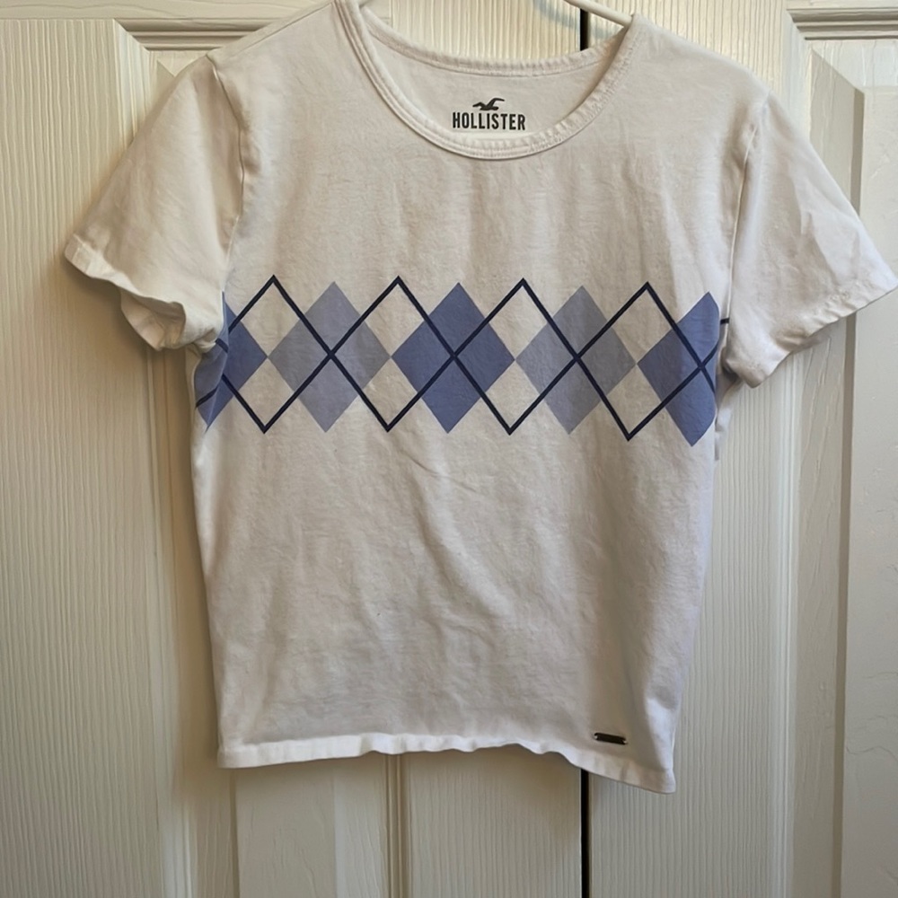 Hollister Must Have Collection Baby Tee